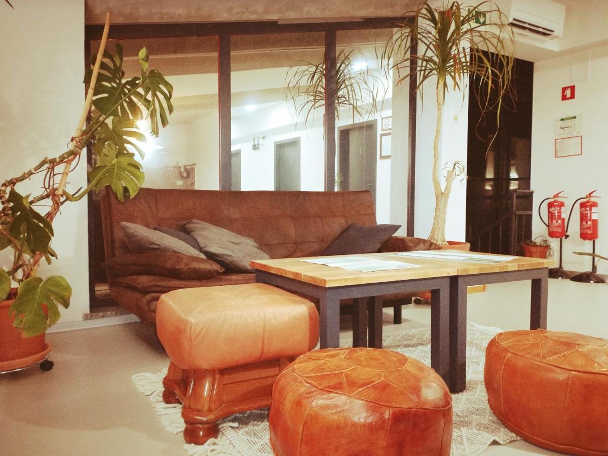 Garage Hostel Nova Gorica Eksteriør bilde